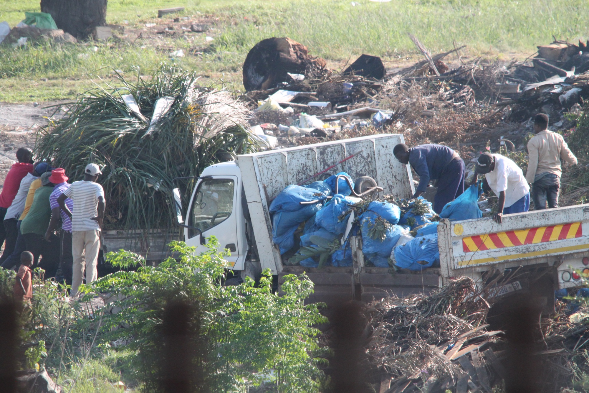 Illegal dumping in progress at Kya Sand